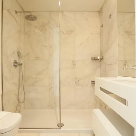 Flh Arroios Elegant Retreat With Pool & Parking Appartement *